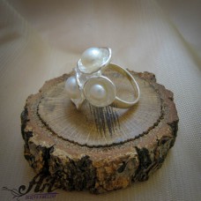  Сребърен пръстен с перла R-813
